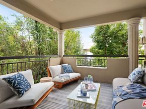 8121 Norton Avenue 202, West Hollywood CA 90046