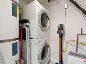 8121 Norton Avenue 202, West Hollywood CA 90046