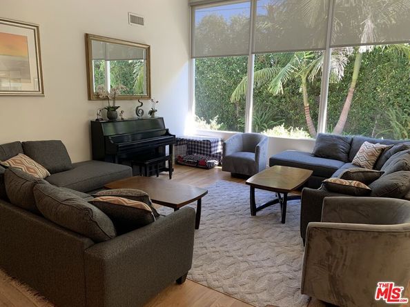 9752 Castello Place, Los Angeles CA 90035