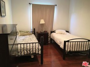 9752 Castello Place, Los Angeles CA 90035