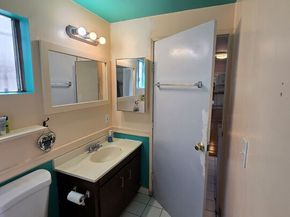 12846 Short Avenue, Los Angeles CA 90066