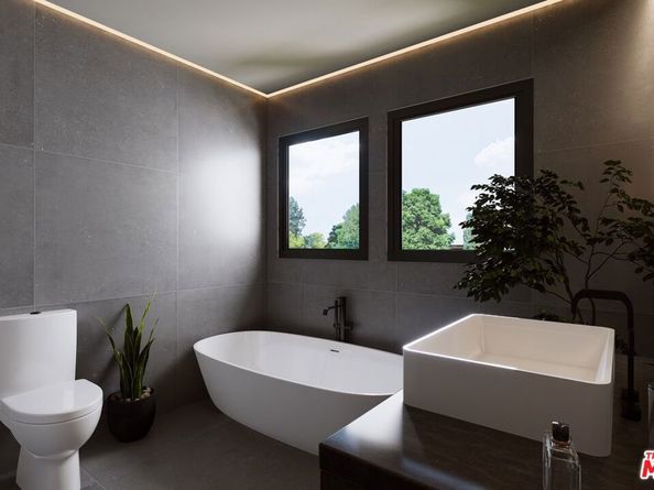 5013 Macafee Road, Torrance CA 90505