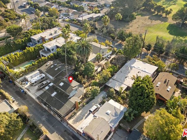 2201 Dewey Street, Santa Monica CA 90405