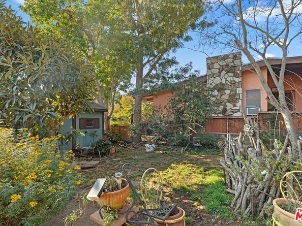 2201 Dewey Street, Santa Monica CA 90405