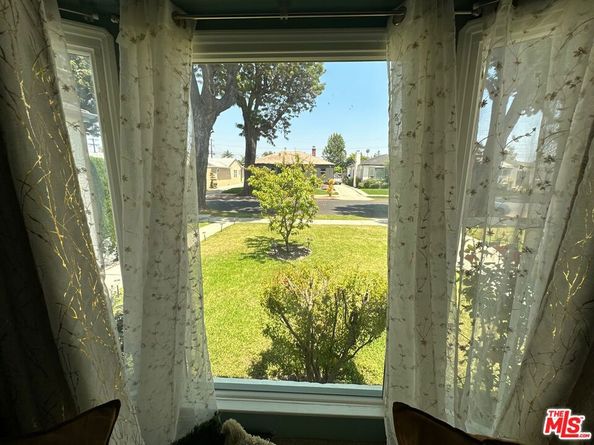 3791 Olmsted Avenue, Los Angeles CA 90018