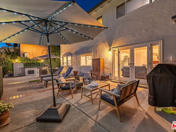 5527 Calhoun Avenue, Sherman Oaks CA 91401