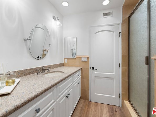 5527 Calhoun Avenue, Sherman Oaks CA 91401