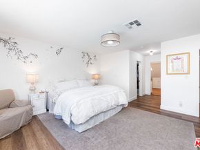 5527 Calhoun Avenue, Sherman Oaks CA 91401