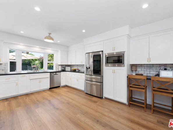 5527 Calhoun Avenue, Sherman Oaks CA 91401
