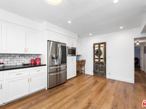 5527 Calhoun Avenue, Sherman Oaks CA 91401