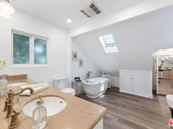 5527 Calhoun Avenue, Sherman Oaks CA 91401