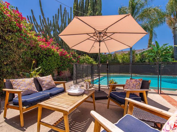 5527 Calhoun Avenue, Sherman Oaks CA 91401