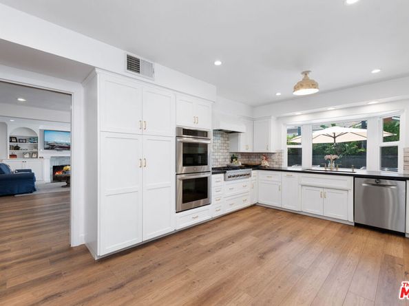 5527 Calhoun Avenue, Sherman Oaks CA 91401