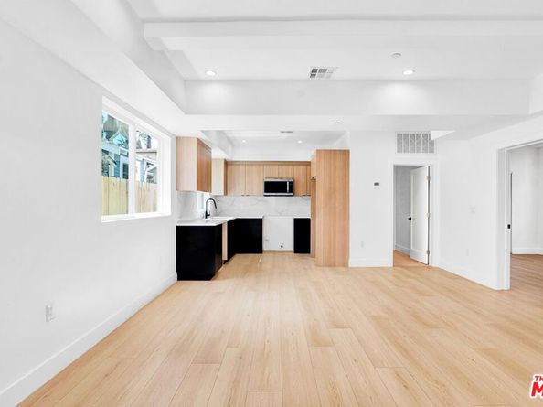 1254 W 36th Street, Los Angeles CA 90007