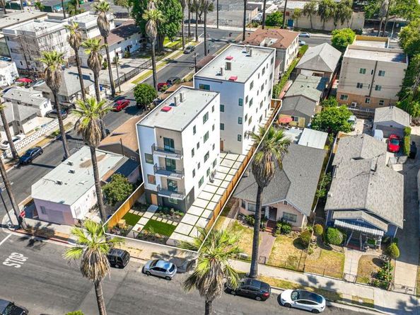 1254 W 36th Street, Los Angeles CA 90007