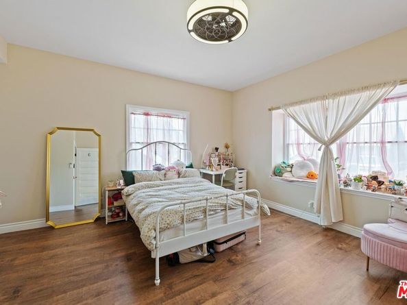 1238 S Bonnie Brae Street, Los Angeles CA 90006