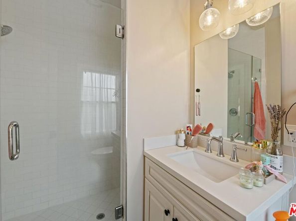 1238 S Bonnie Brae Street, Los Angeles CA 90006