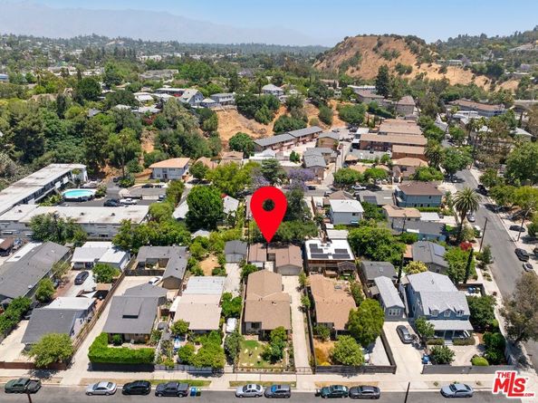 231 S Avenue 58, Los Angeles CA 90042