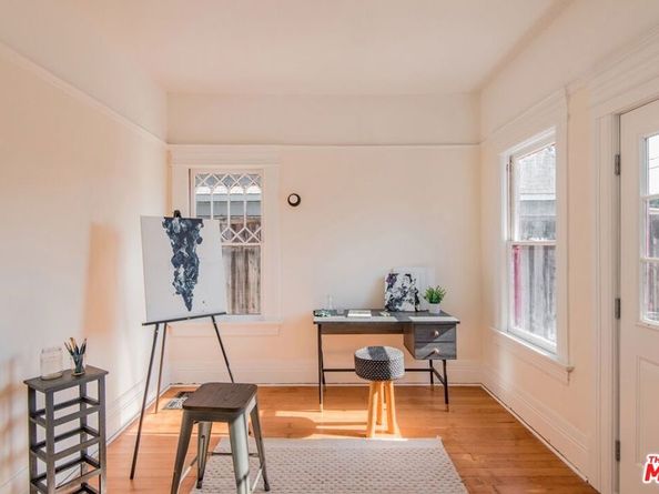 2057 S Oxford Avenue, Los Angeles CA 90018