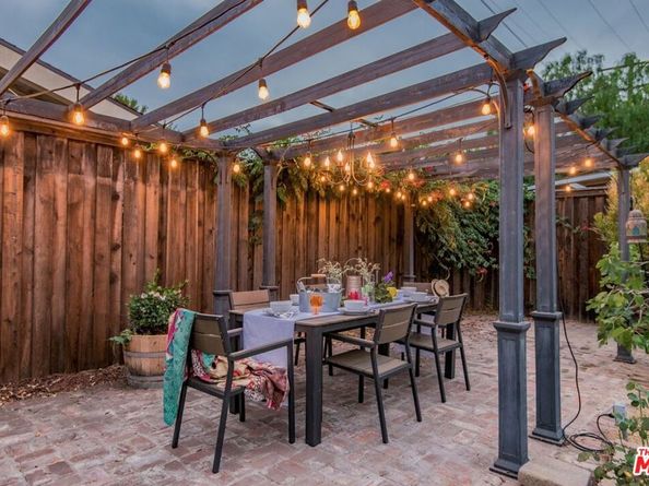 2057 S Oxford Avenue, Los Angeles CA 90018