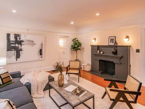 2057 S Oxford Avenue, Los Angeles CA 90018