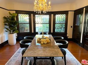 2057 S Oxford Avenue, Los Angeles CA 90018