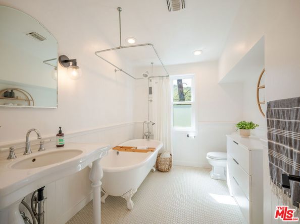 20922 Keller Road, Topanga CA 90290