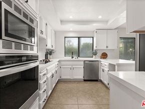 6514 S Copperwood Avenue, Inglewood CA 90302