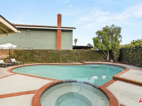 6514 S Copperwood Avenue, Inglewood CA 90302