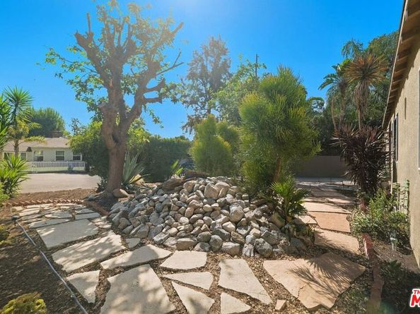 4719 W Wortser Avenue, Sherman Oaks CA 91423