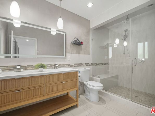 4719 W Wortser Avenue, Sherman Oaks CA 91423