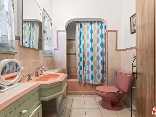 4115 Edgehill Drive, Los Angeles CA 90008