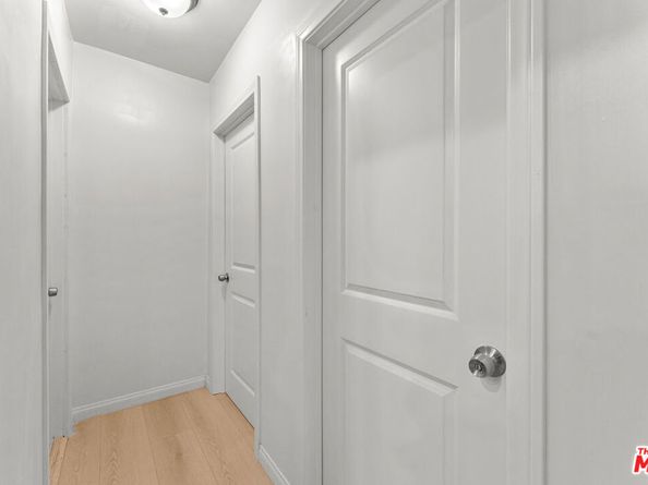 854 W 64th Street, Los Angeles CA 90044