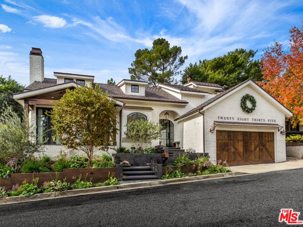 2835 Westbrook Avenue, Los Angeles CA 90046