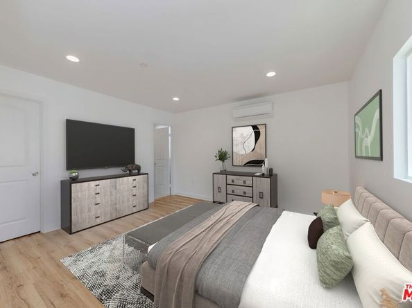 1105 E 103rd Place, Los Angeles CA 90002