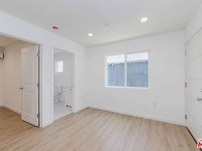 1105 E 103rd Place, Los Angeles CA 90002
