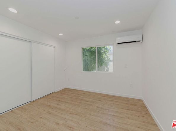 1105 E 103rd Place, Los Angeles CA 90002