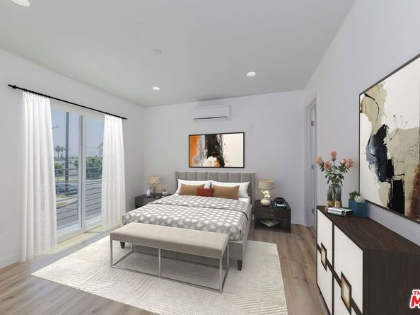 1105 E 103rd Place, Los Angeles CA 90002