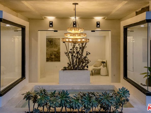 8896 Lookout Mountain Avenue, Los Angeles CA 90046