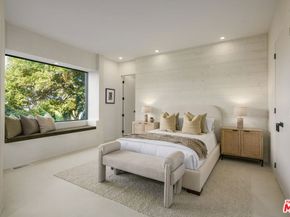 8896 Lookout Mountain Avenue, Los Angeles CA 90046