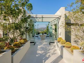 8896 Lookout Mountain Avenue, Los Angeles CA 90046