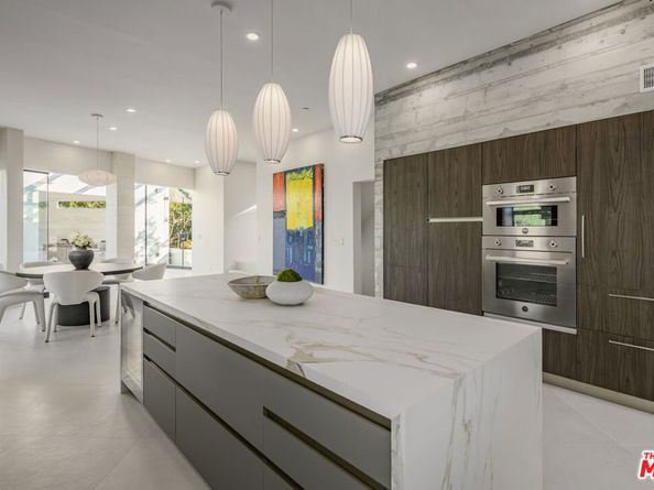 8896 Lookout Mountain Avenue, Los Angeles CA 90046