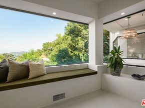 8896 Lookout Mountain Avenue, Los Angeles CA 90046