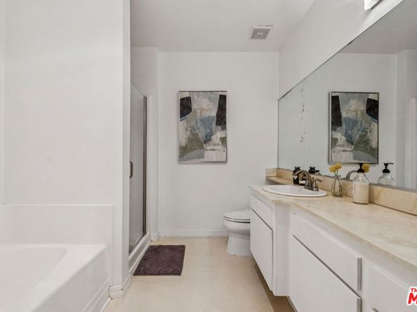 5870 Green Valley Circle 327, Culver City CA 90230