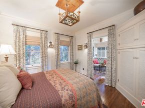 111 S Van Ness Avenue, Los Angeles CA 90004