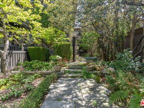 111 S Van Ness Avenue, Los Angeles CA 90004