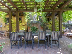 111 S Van Ness Avenue, Los Angeles CA 90004