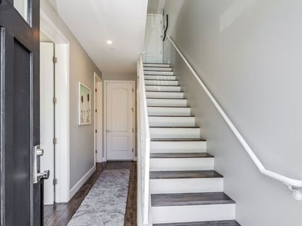 4840 Cleon Avenue 108, North Hollywood CA 91601