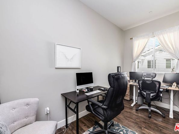 4840 Cleon Avenue 108, North Hollywood CA 91601