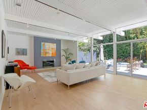 7530 Sunnywood Lane, Los Angeles CA 90046